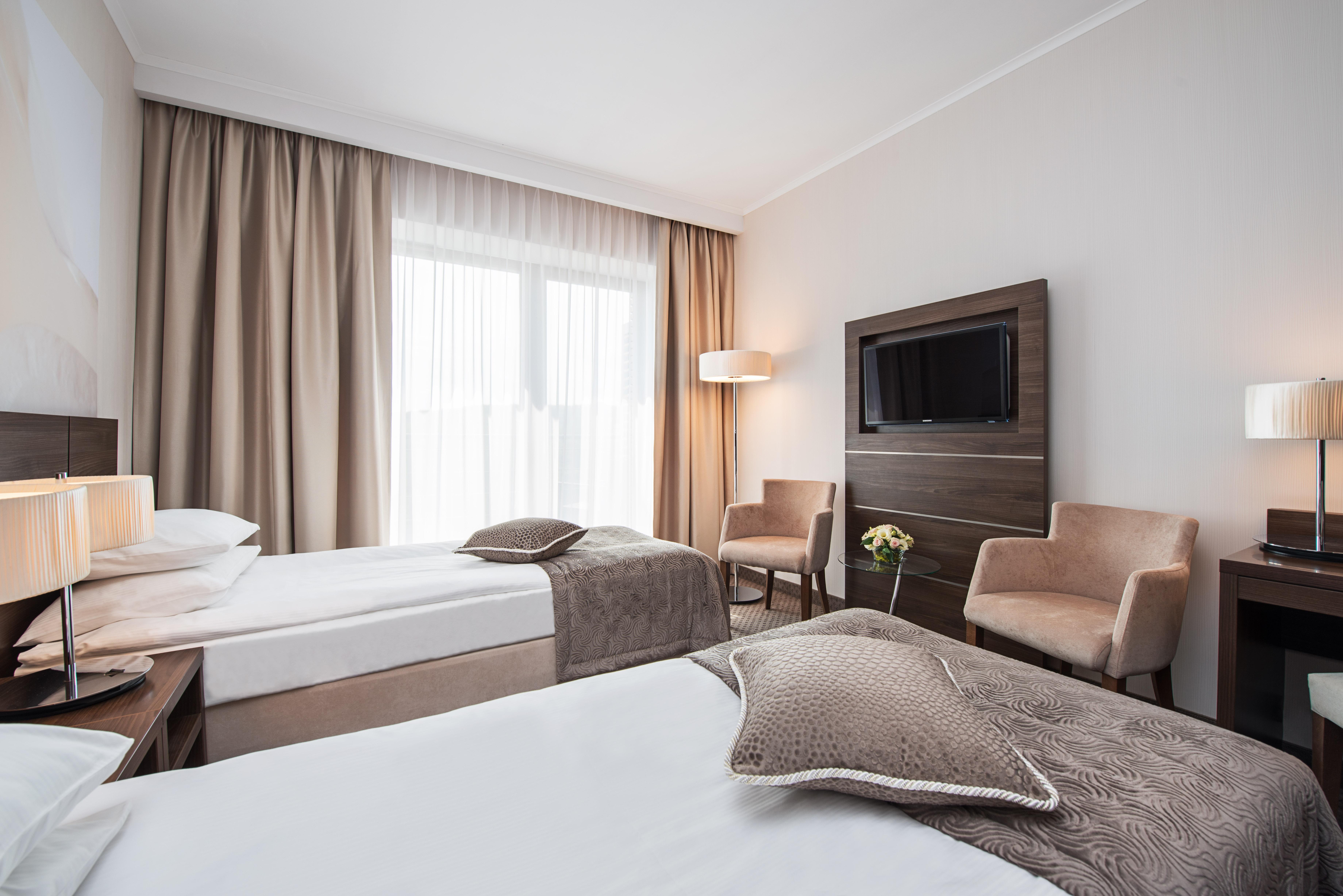 Hotel Rozany Gaj - Destigo Hotels Gdynia Ngoại thất bức ảnh